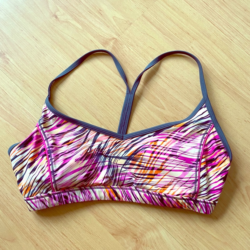 Reebok printed sports bra
